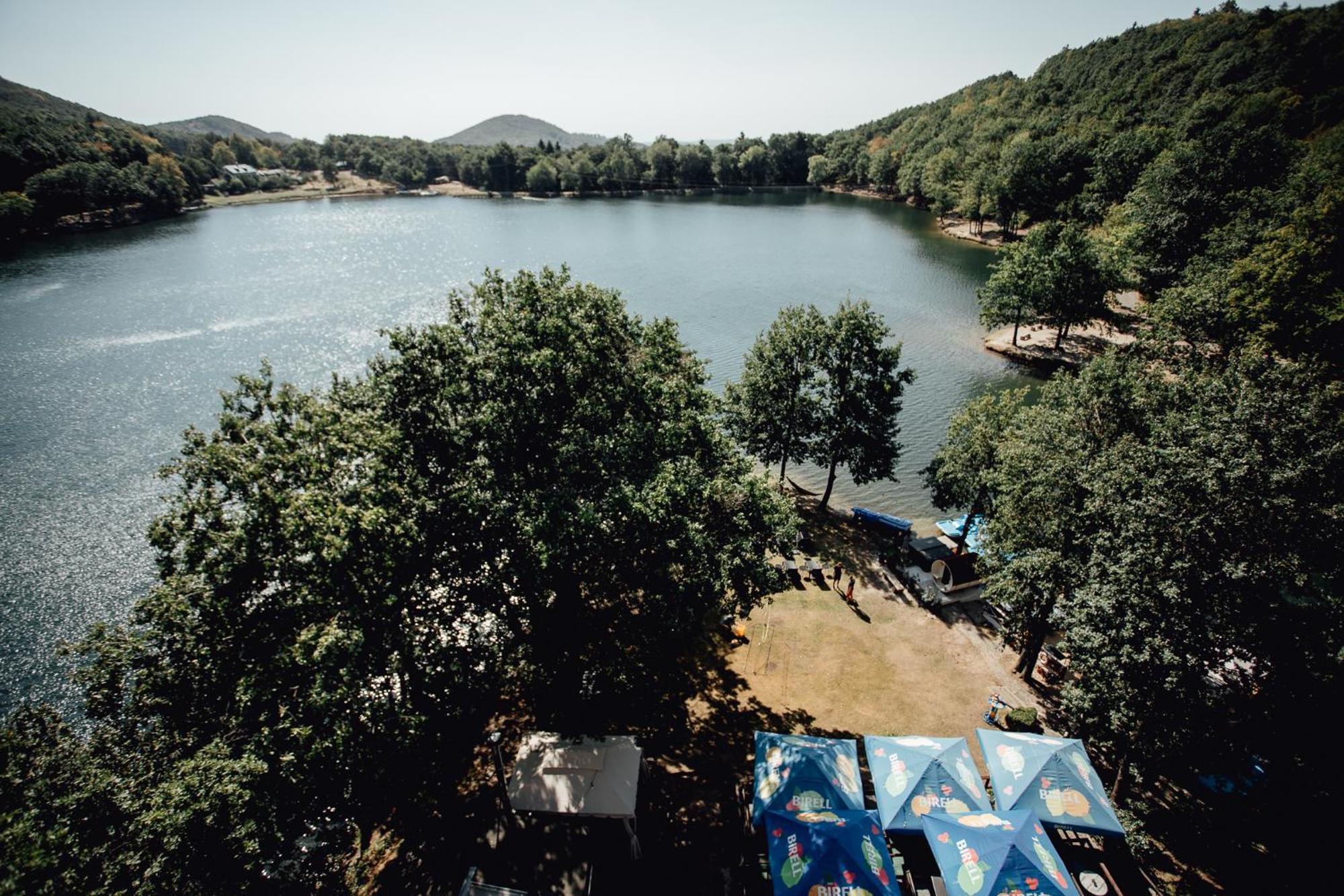 ホテル Penzion Topky Banská Štiavnica エクステリア 写真